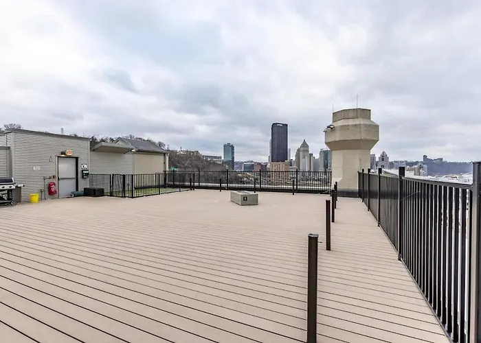 Steps 2 Everything! - King Bed - Amazing Roof And Gym *